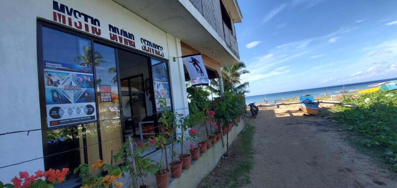 Bougainvillea Guesthouse San Juan  Ngoại thất bức ảnh