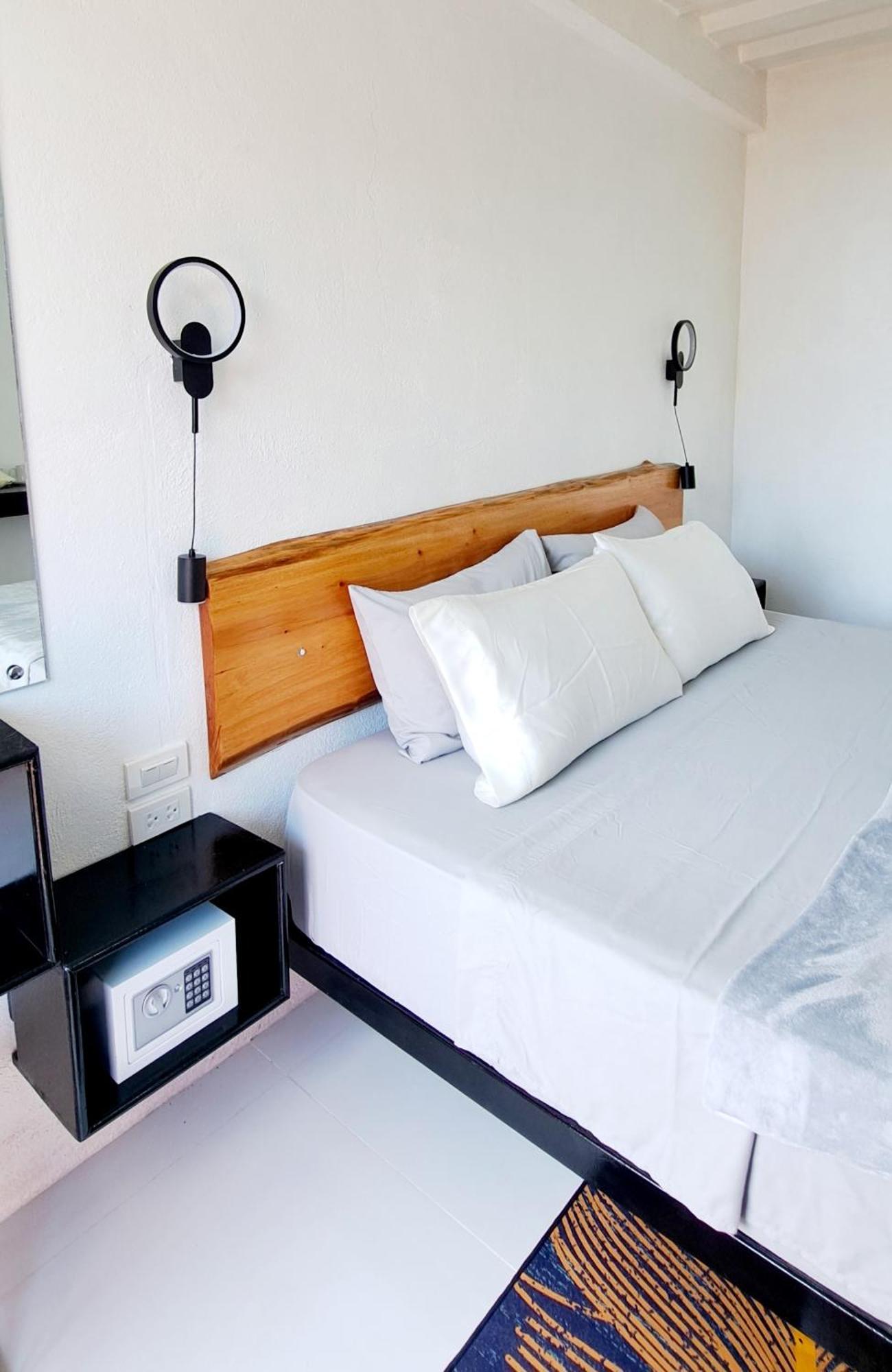 Bougainvillea Guesthouse San Juan  Ngoại thất bức ảnh